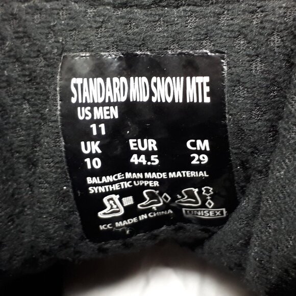 Vans Standard Mid Snow MTE Winter Boot Waterproof Mens Size 11 US Black Checker - Picture 9 of 12